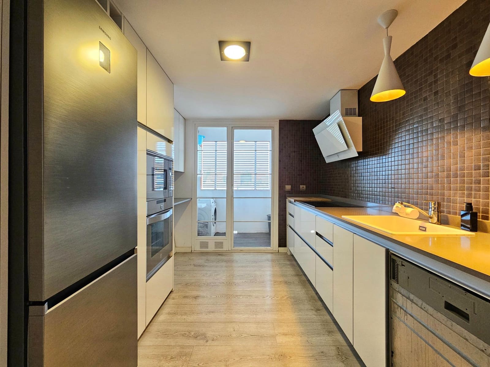 3 soveværelse Lejlighed til leje i Palma de Mallorca med swimmingpool garage - € 1.750 (Ref: 9601180)