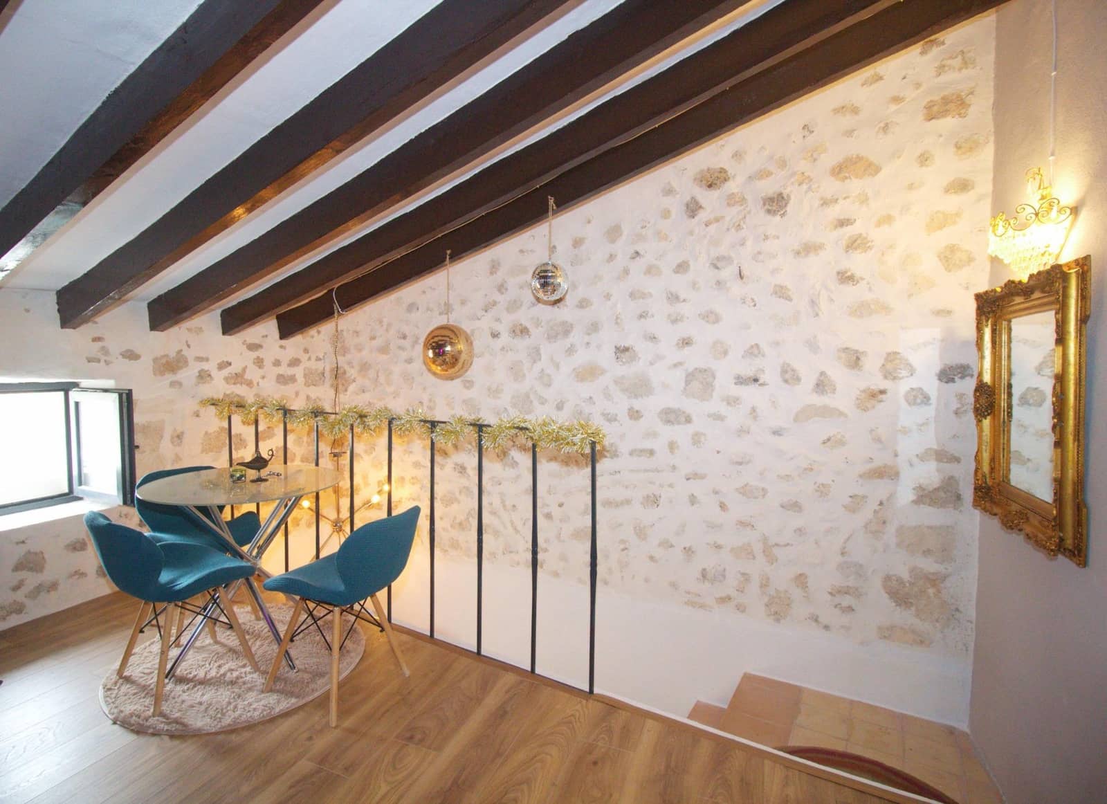 4 soveværelse Byhus til salg i Campanet - € 629.900 (Ref: 9721669)