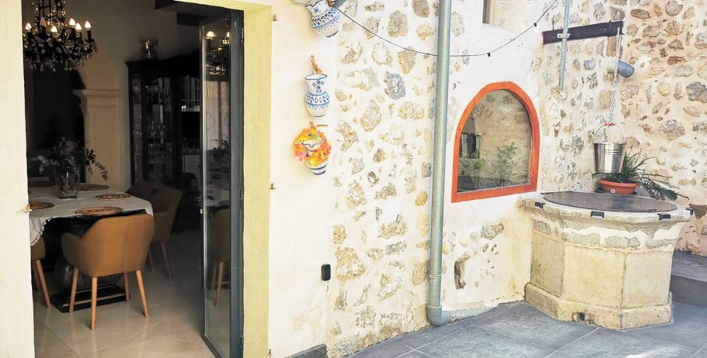 4 bedroom Townhouse for sale in Campanet - € 595,000 (Ref: 9721669)