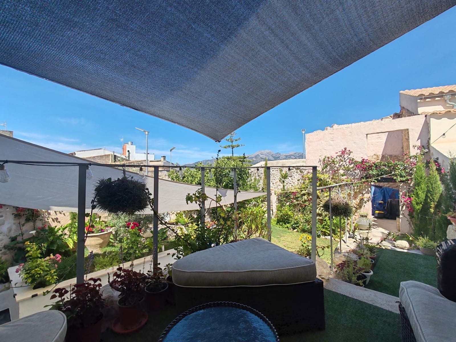4 bedroom Townhouse for sale in Campanet - € 594,900 (Ref: 9721669)