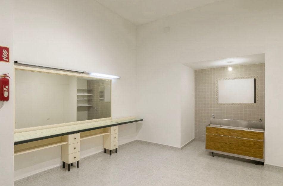 Comercial para arrendar em Alcudia - 800 € (Ref: 9751990)