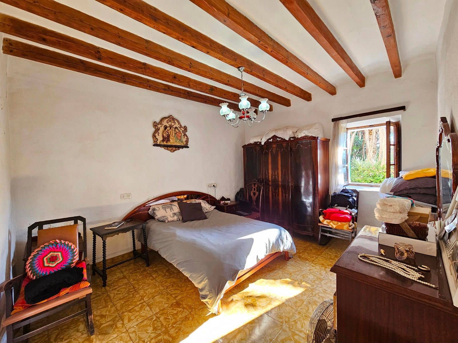 5 bedroom Villa for sale in Palma de Mallorca with garage - € 950,000 (Ref: 9780519)