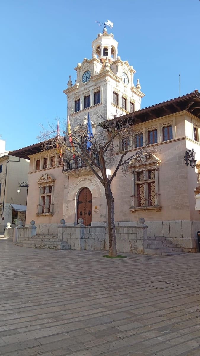 Erhverv til leje i Alcudia - € 4.500 (Ref: 9833632)