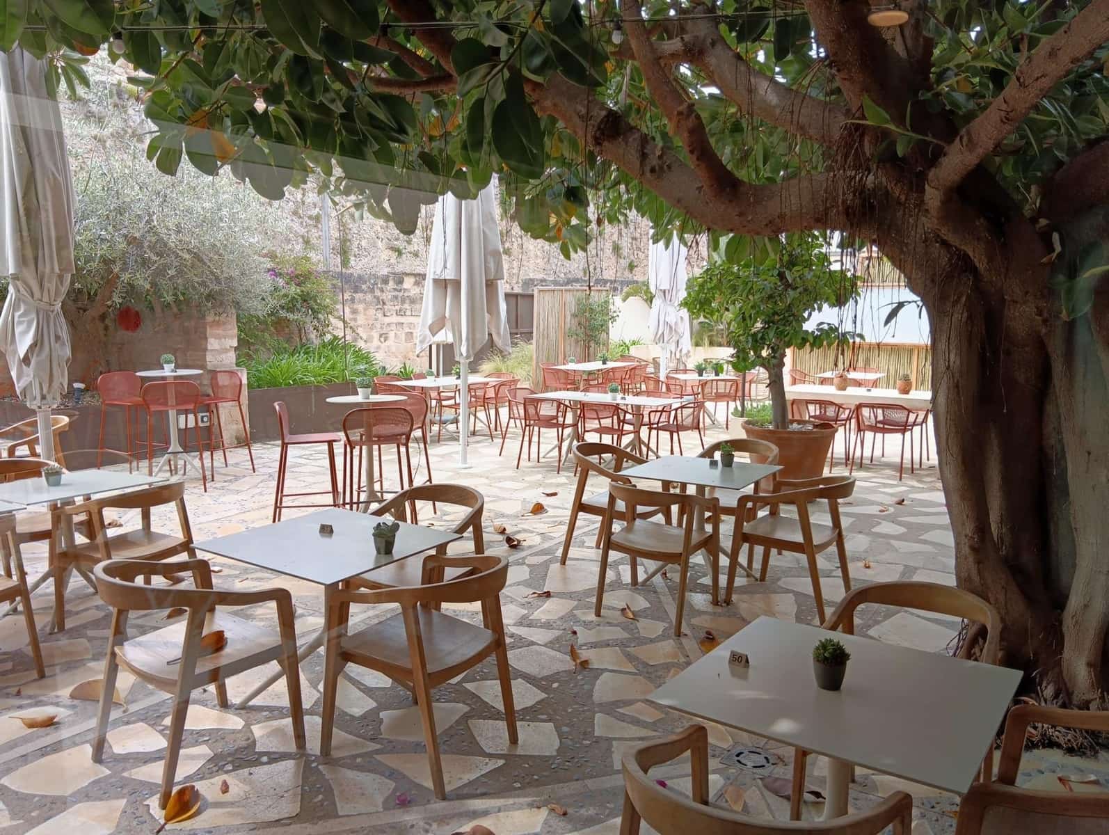Erhverv til leje i Alcudia - € 4.500 (Ref: 9833632)