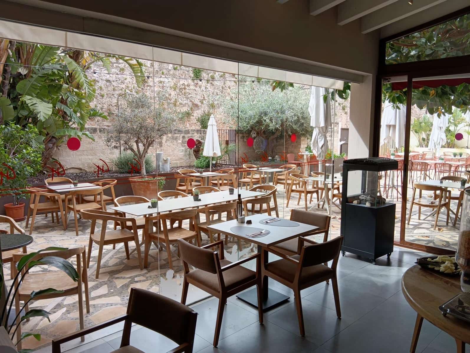 Erhverv til leje i Alcudia - € 4.500 (Ref: 9833632)