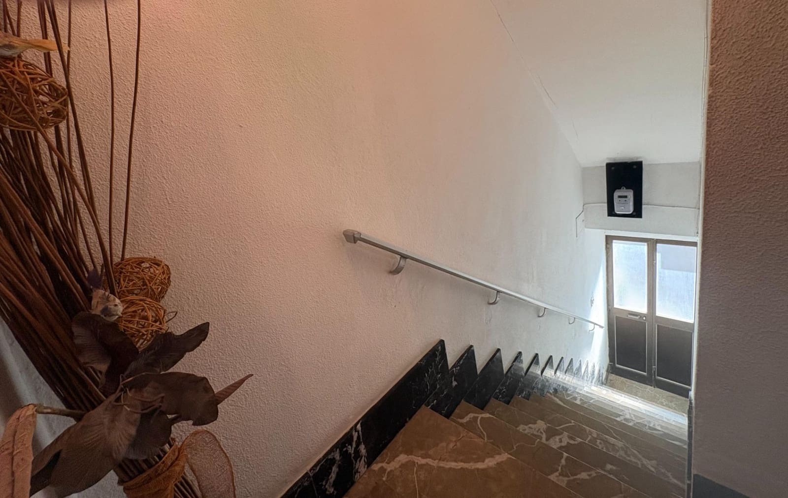 5 bedroom Townhouse for sale in Lloseta with garage - € 498,000 (Ref: 9839237)