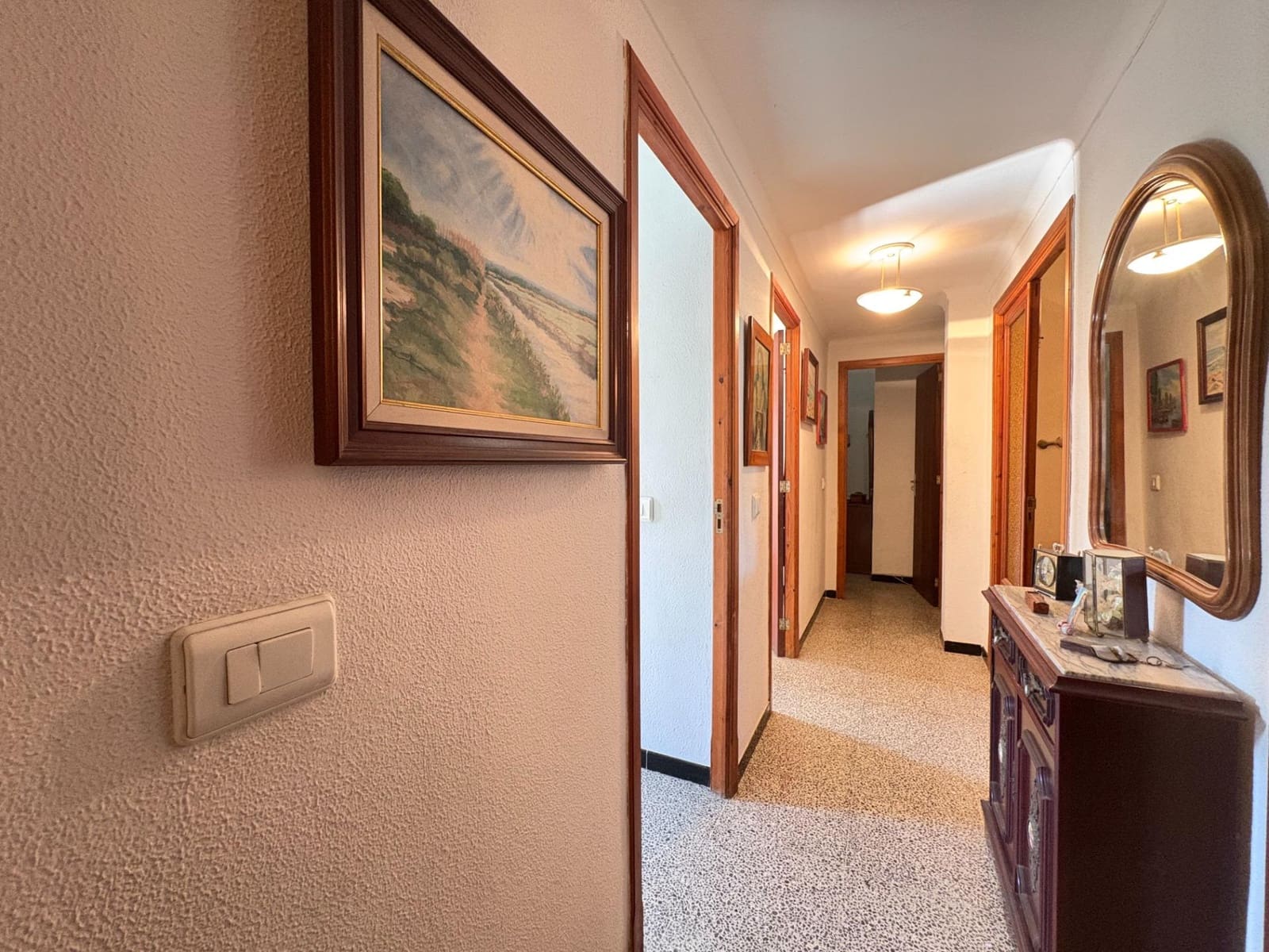 5 bedroom Townhouse for sale in Lloseta with garage - € 498,000 (Ref: 9839237)