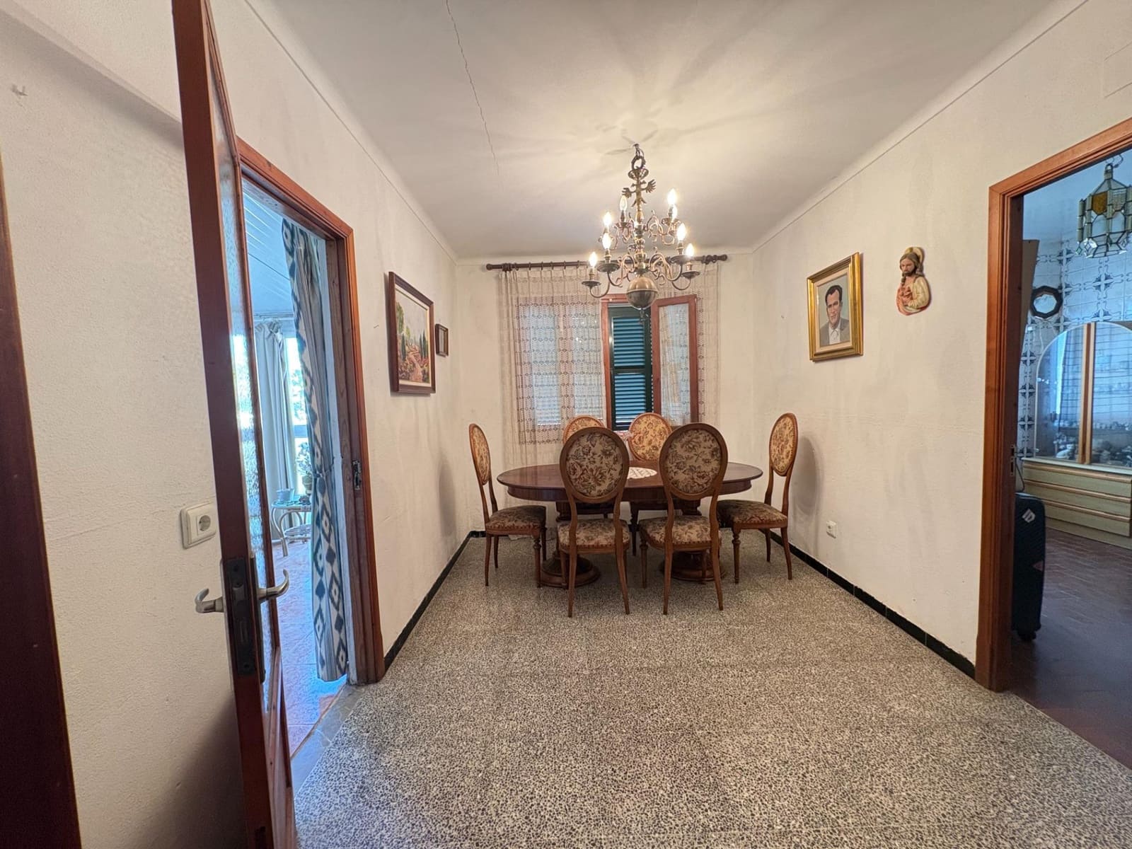 5 bedroom Townhouse for sale in Lloseta with garage - € 498,000 (Ref: 9839237)