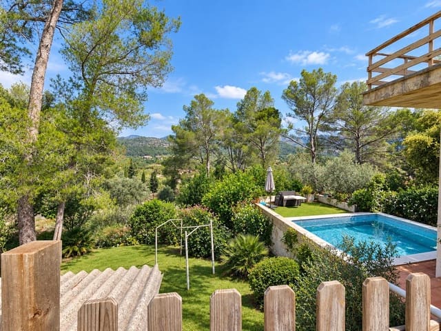4 Zimmer Villa zu verkaufen in Esporles mit Pool Garage - 695.000 € (Ref: 9861853)
