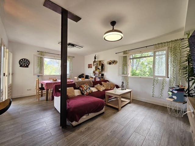 4 Zimmer Villa zu verkaufen in Esporles mit Pool Garage - 695.000 € (Ref: 9861853)