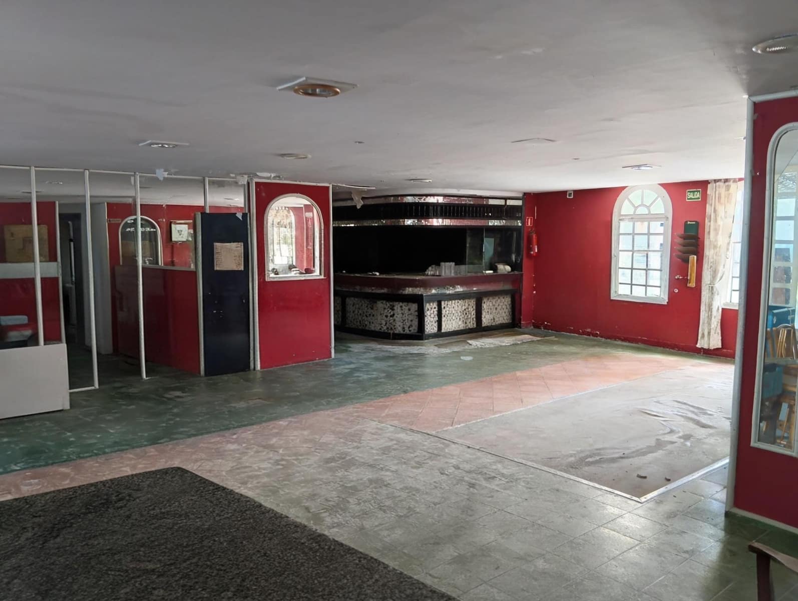 Local Comercial en Alcúdia en venta con piscina - 215.000 € (Ref: 9888968)