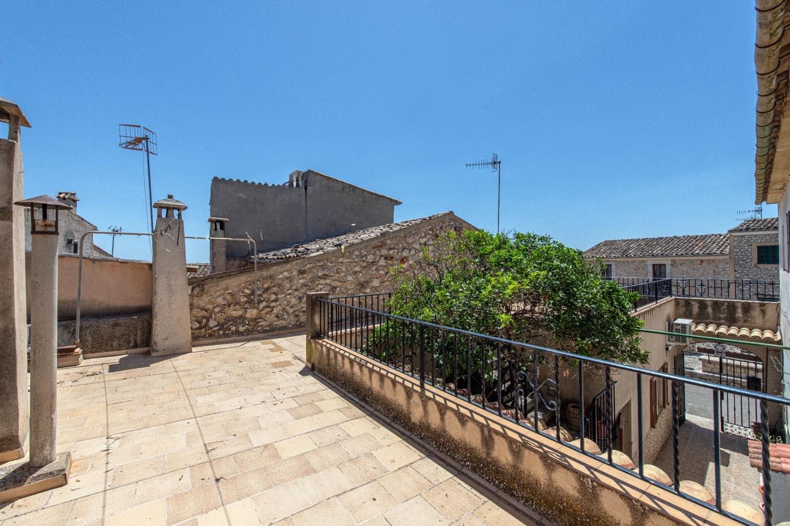 7 bedroom Townhouse for sale in Biniamar - € 790,000 (Ref: 9920409)