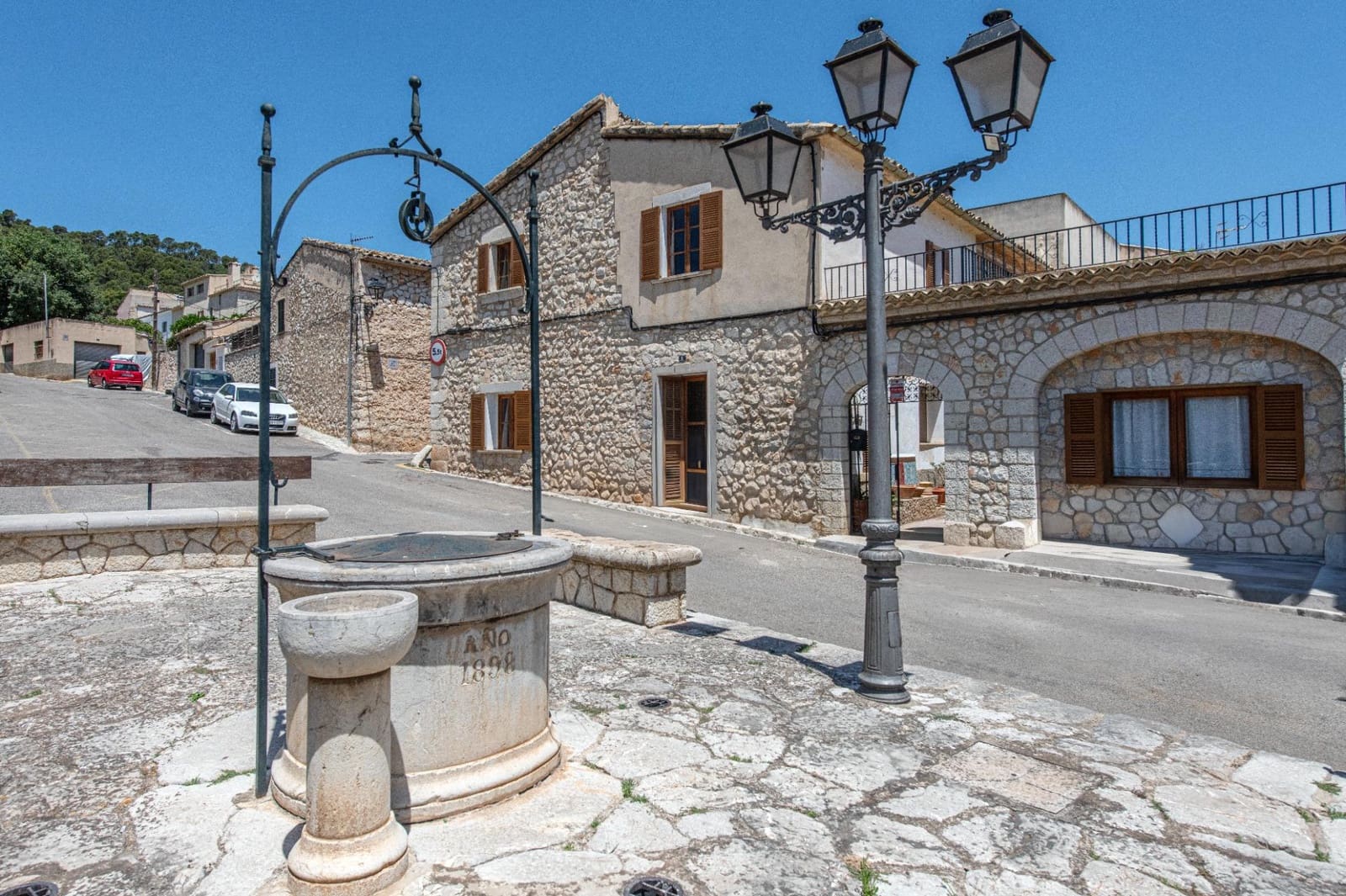 7 bedroom Townhouse for sale in Biniamar - € 790,000 (Ref: 9920409)