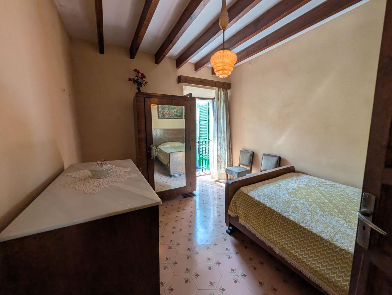 6 bedroom Townhouse for sale in Pollensa / Pollenca - € 590,000 (Ref: 9924605)
