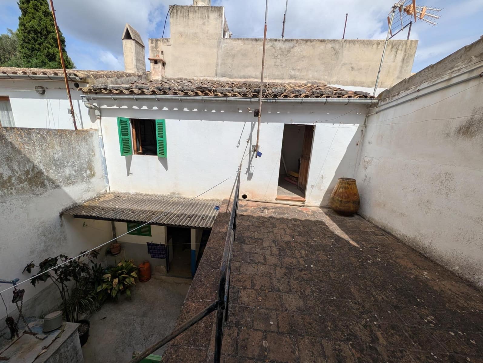 6 bedroom Townhouse for sale in Pollensa / Pollenca - € 590,000 (Ref: 9924605)
