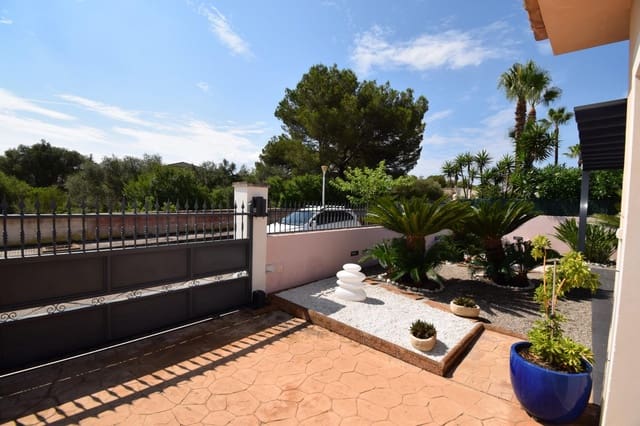 3 Zimmer Villa zu verkaufen in Son Serra de Marina, Santa Margalida mit Pool Garage - 1.200.000 € (Ref: 9924606)