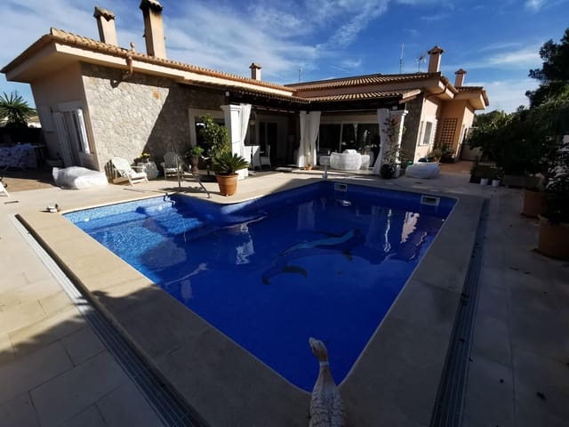 3 Zimmer Villa zu verkaufen in Son Serra de Marina, Santa Margalida mit Pool Garage - 1.200.000 € (Ref: 9924606)