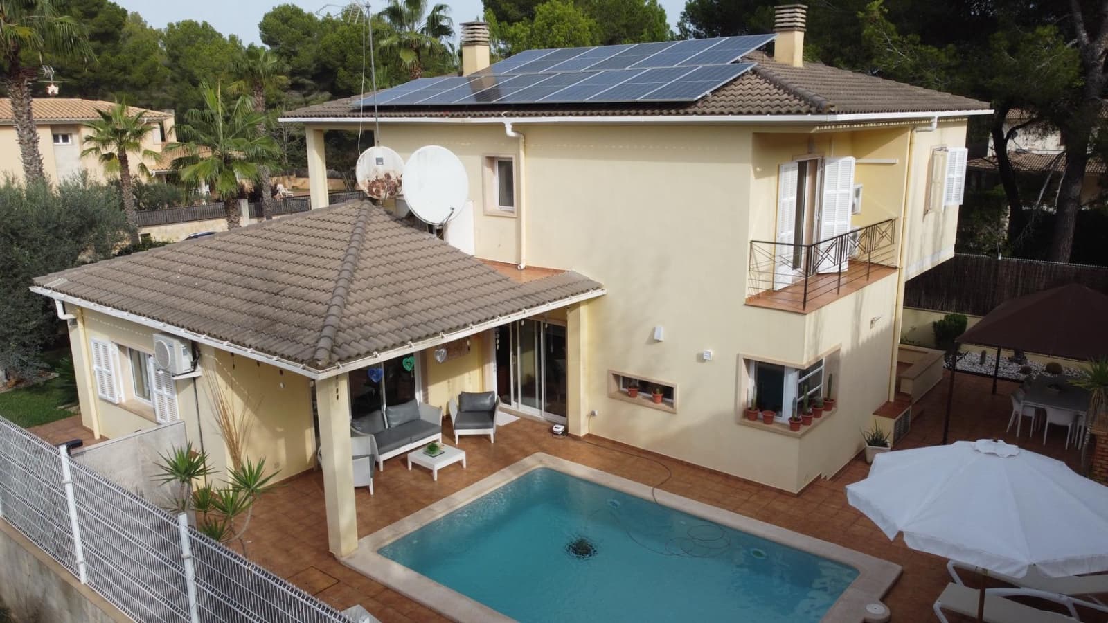4 soveværelse Villa til salg i Ca'n Picafort med garage - € 1.600.000 (Ref: 9927385)