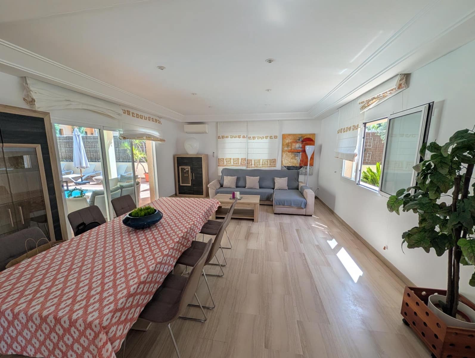 4 bedroom Villa for sale in Ca'n Picafort with garage - € 1,600,000 (Ref: 9927385)