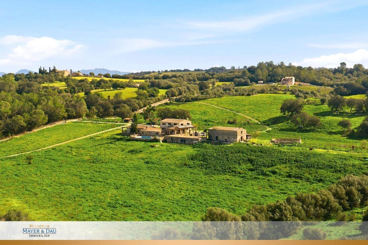 12 bedroom Finca/Country House for sale in Llubi with pool - € 8,500,000 (Ref: 9938158)