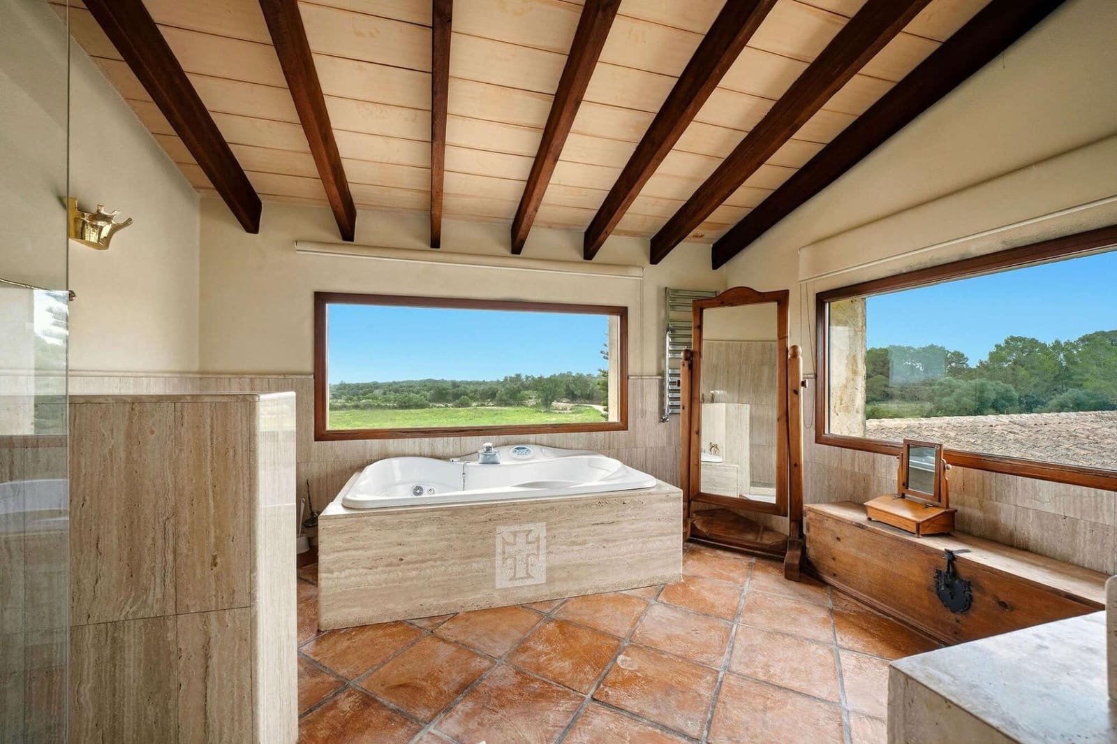 12 bedroom Finca/Country House for sale in Llubi with pool - € 8,500,000 (Ref: 9938158)