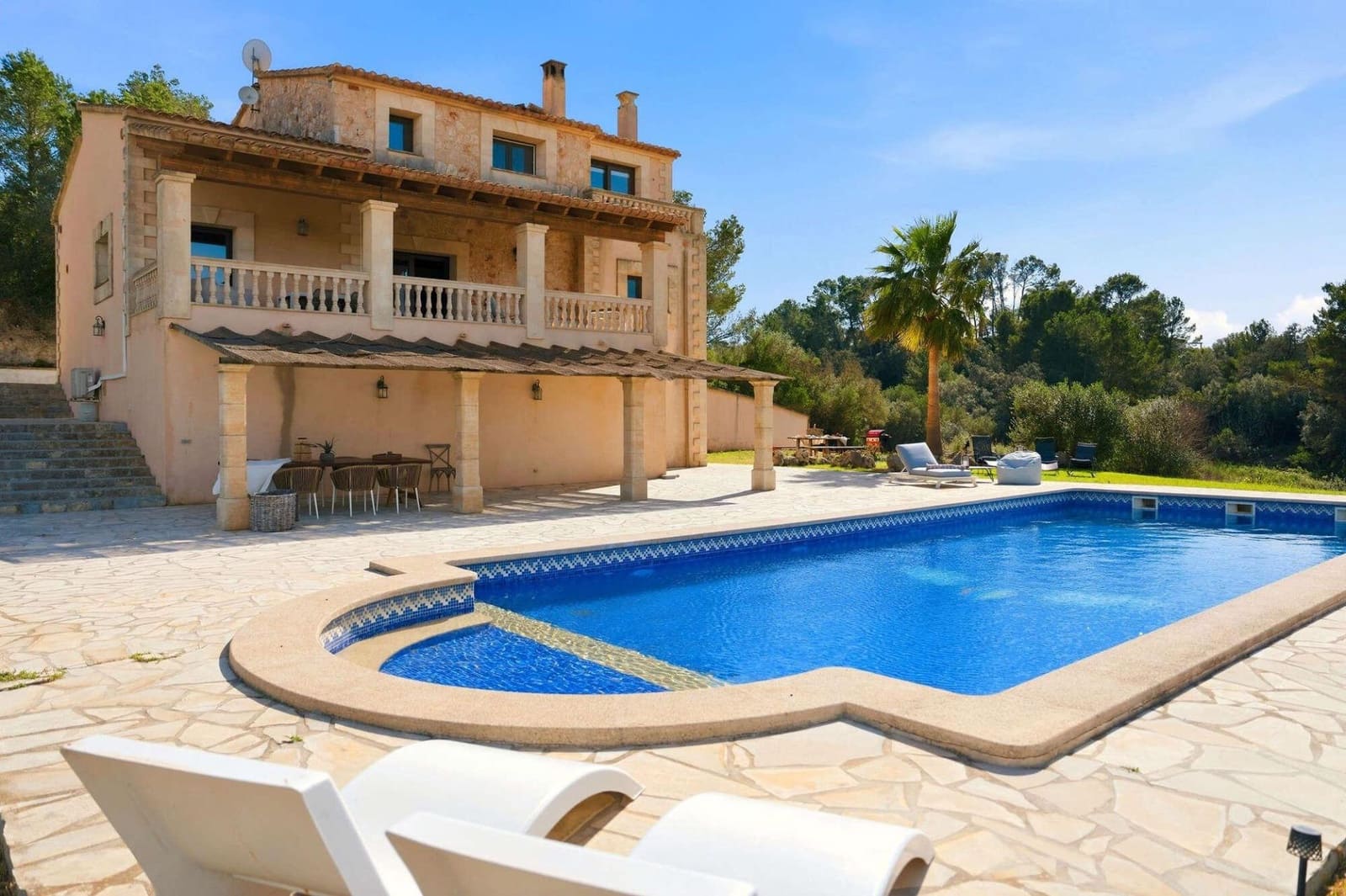 12 bedroom Finca/Country House for sale in Llubi with pool - € 8,500,000 (Ref: 9938158)