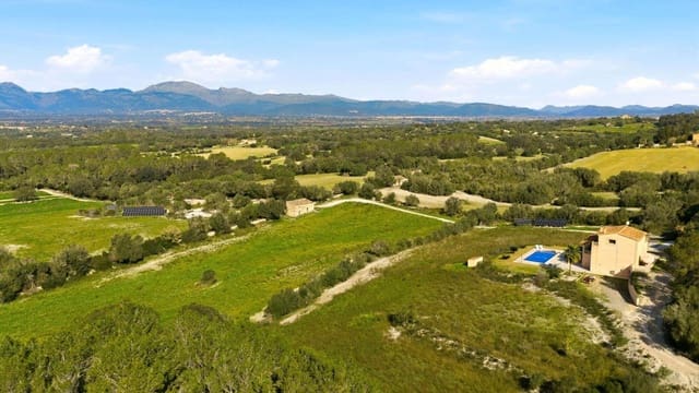12 soverom Finca/Herregård til salgs i Llubí med svømmebasseng - € 8 500 000 (Ref: 9938158)