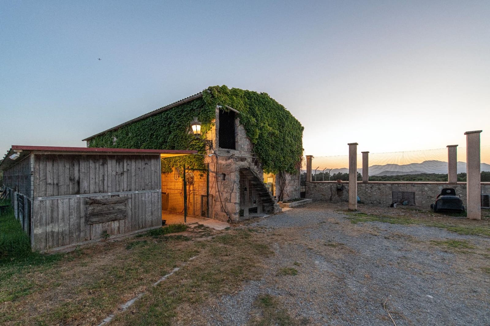 12 bedroom Finca/Country House for sale in Llubi with pool - € 8,500,000 (Ref: 9938158)