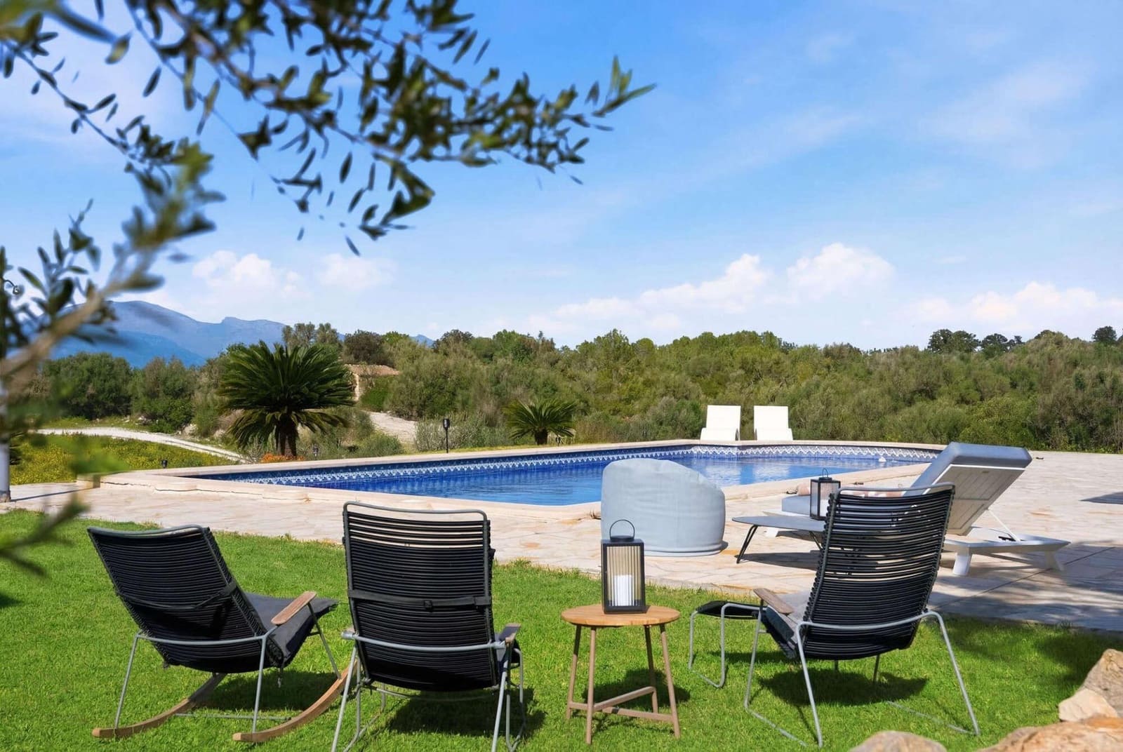 12 bedroom Finca/Country House for sale in Llubi with pool - € 8,500,000 (Ref: 9938158)