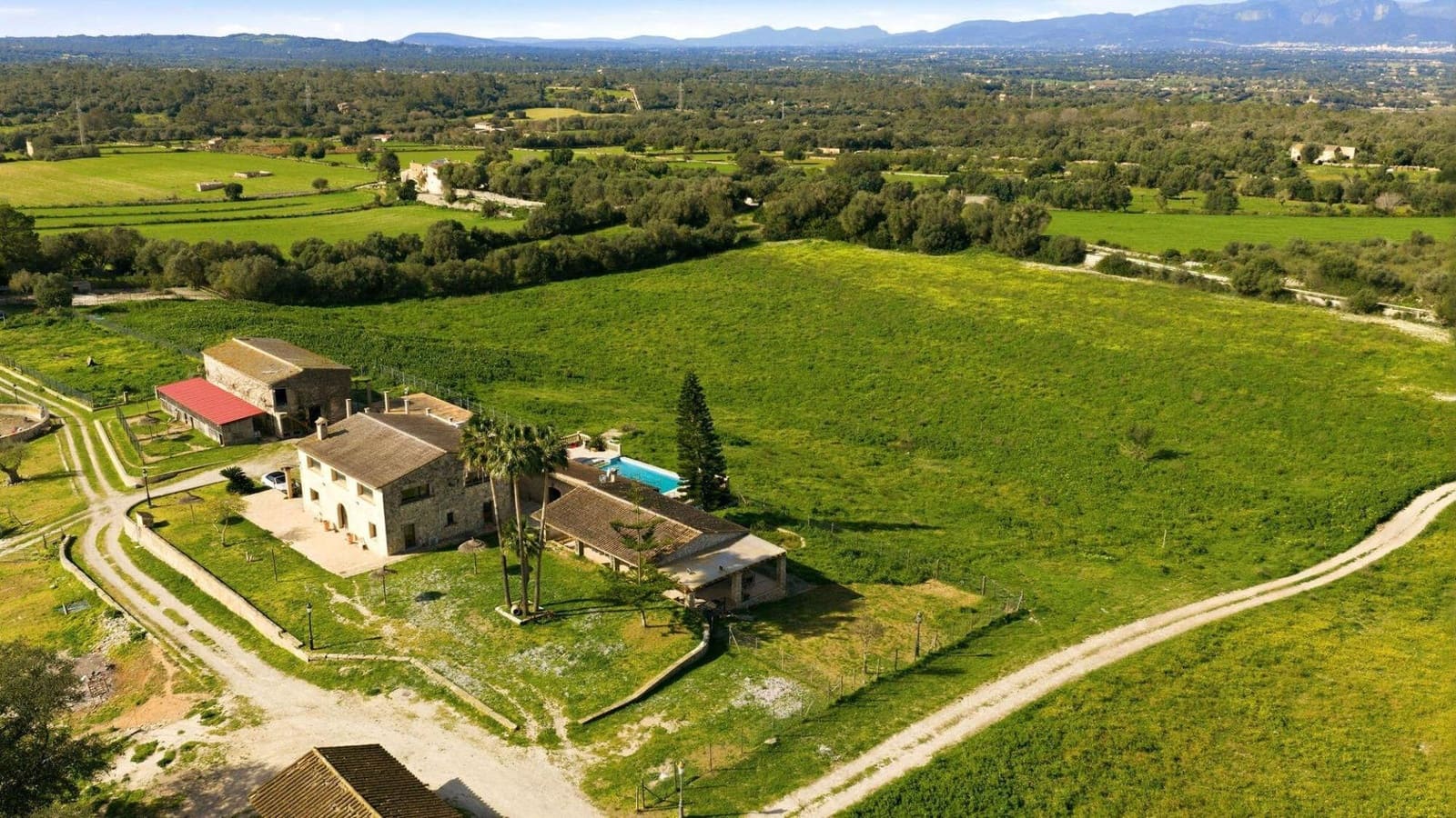 12 bedroom Finca/Country House for sale in Llubi with pool - € 8,500,000 (Ref: 9938158)