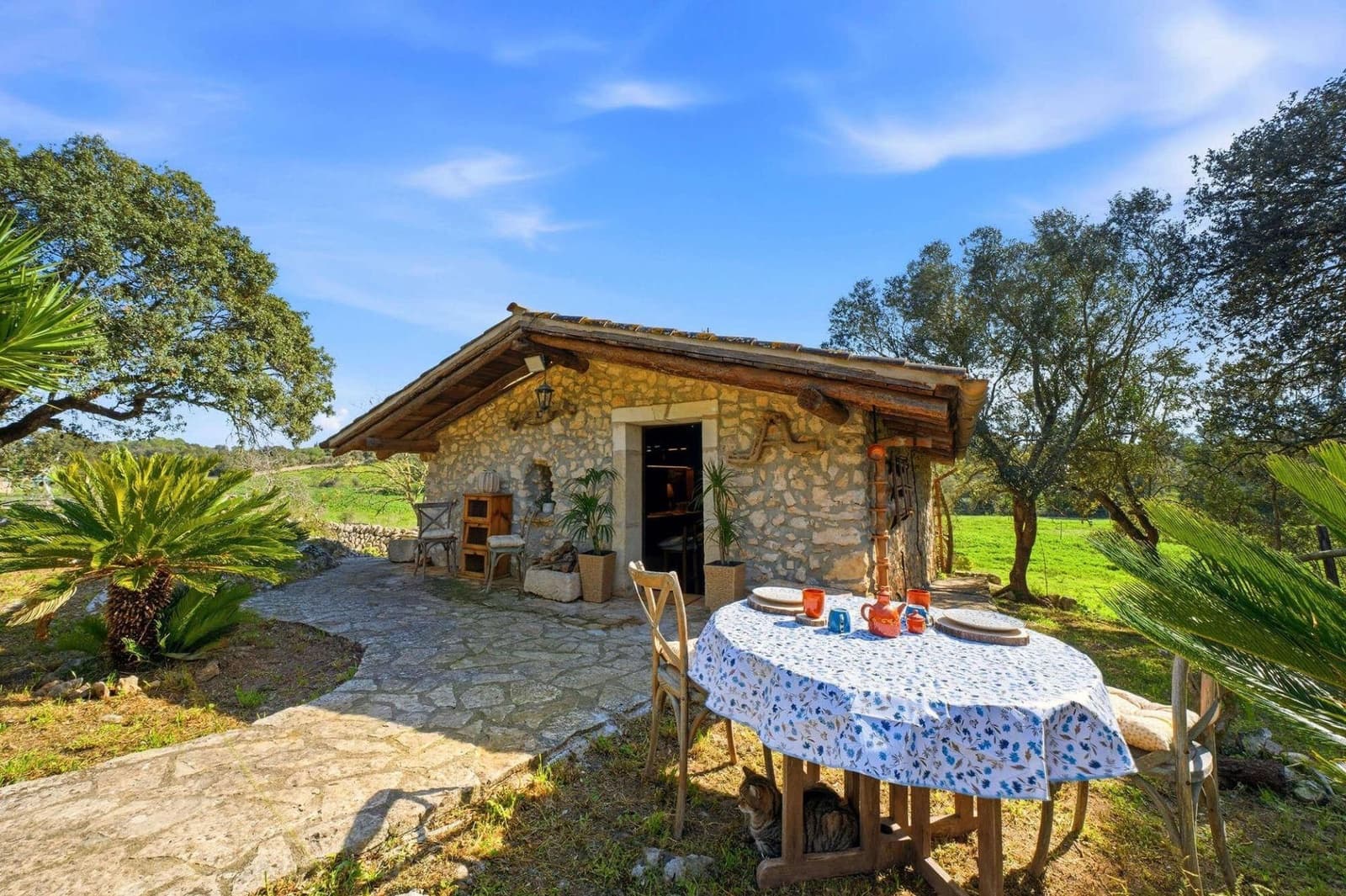 12 bedroom Finca/Country House for sale in Llubi with pool - € 8,500,000 (Ref: 9938158)