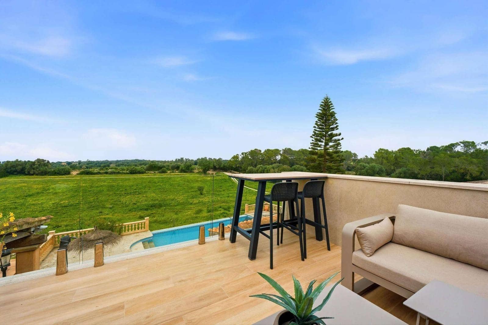 7 soveværelse Finca/Landehus til salg i Llubi med swimmingpool - € 5.500.000 (Ref: 9945702)