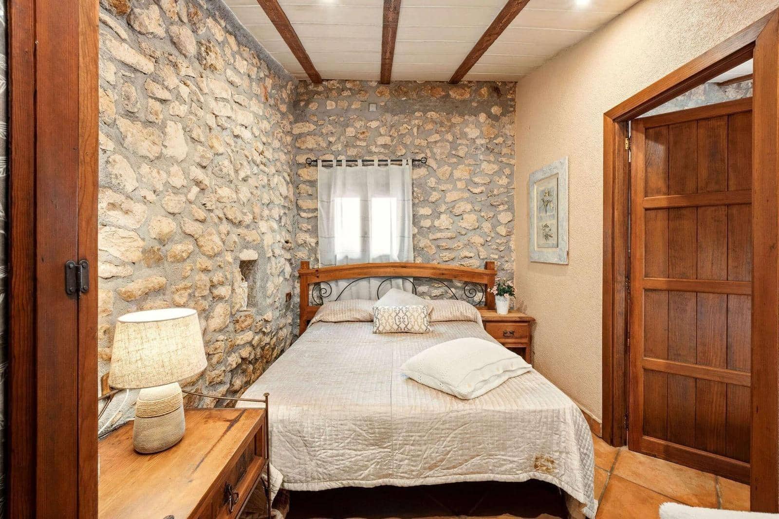7 soveværelse Finca/Landehus til salg i Llubi med swimmingpool - € 5.500.000 (Ref: 9945702)