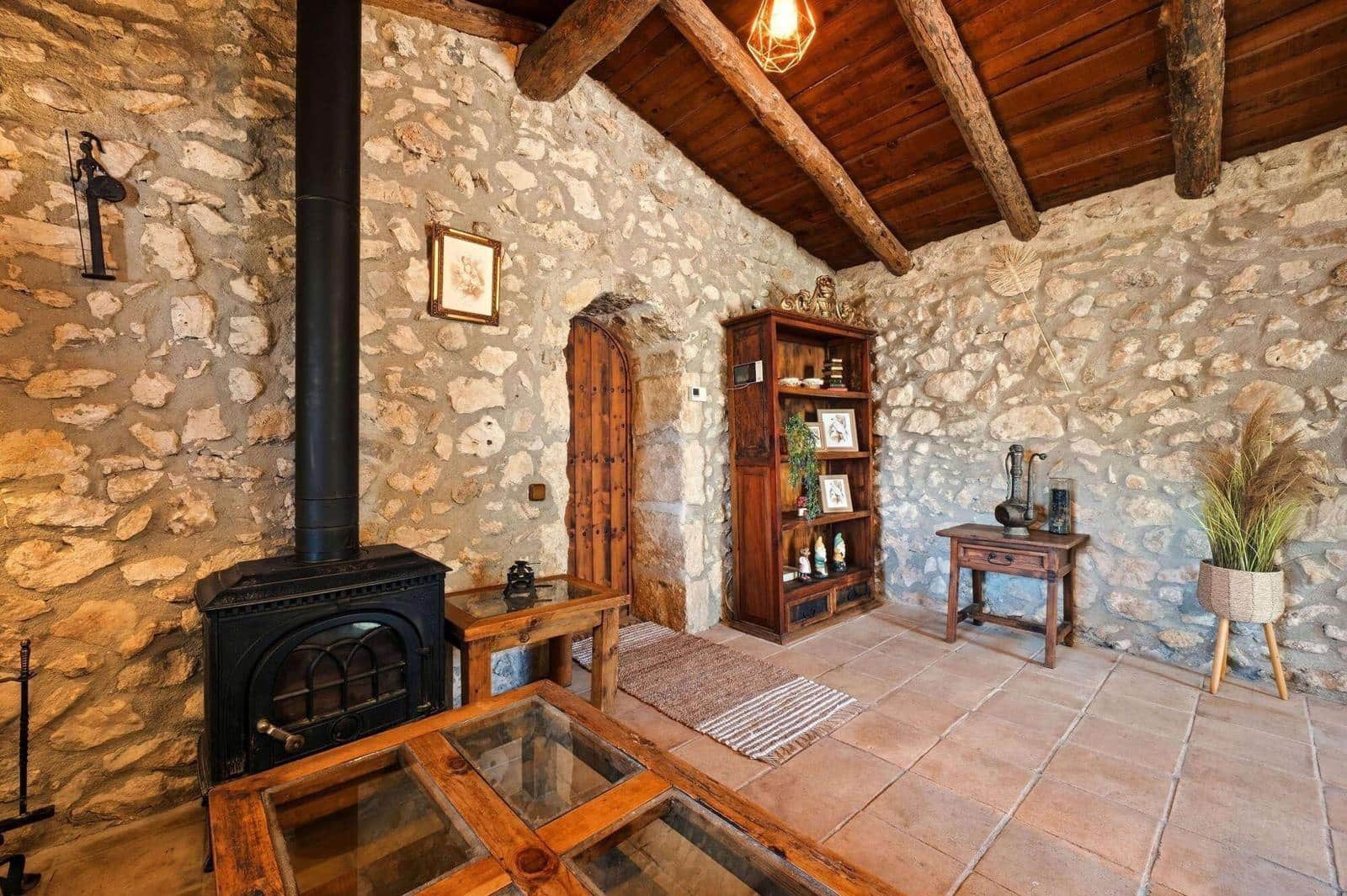 7 soveværelse Finca/Landehus til salg i Llubi med swimmingpool - € 5.500.000 (Ref: 9945702)