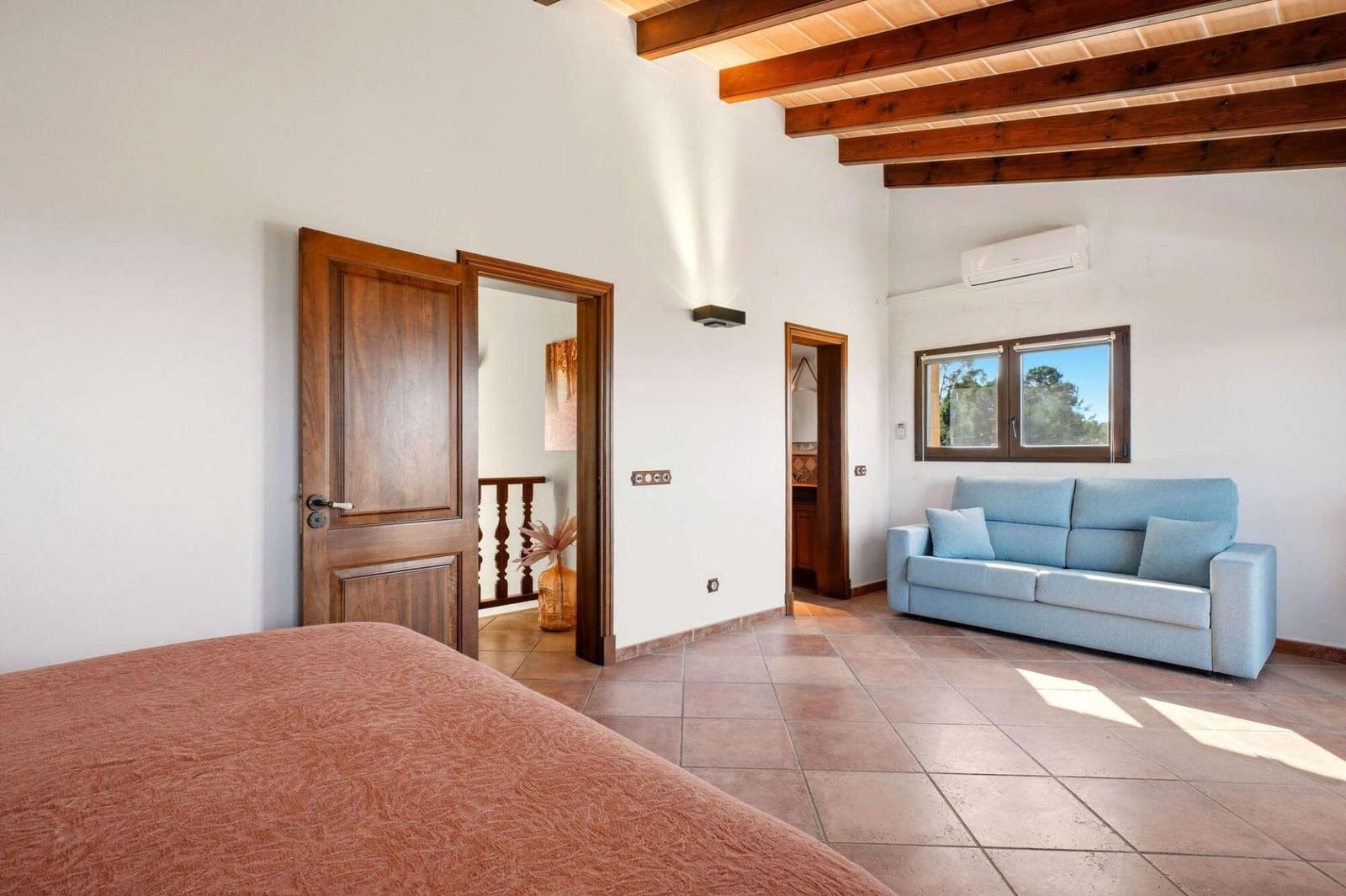 5 soveværelse Finca/Landehus til salg i Llubi med swimmingpool - € 3.400.000 (Ref: 9945703)