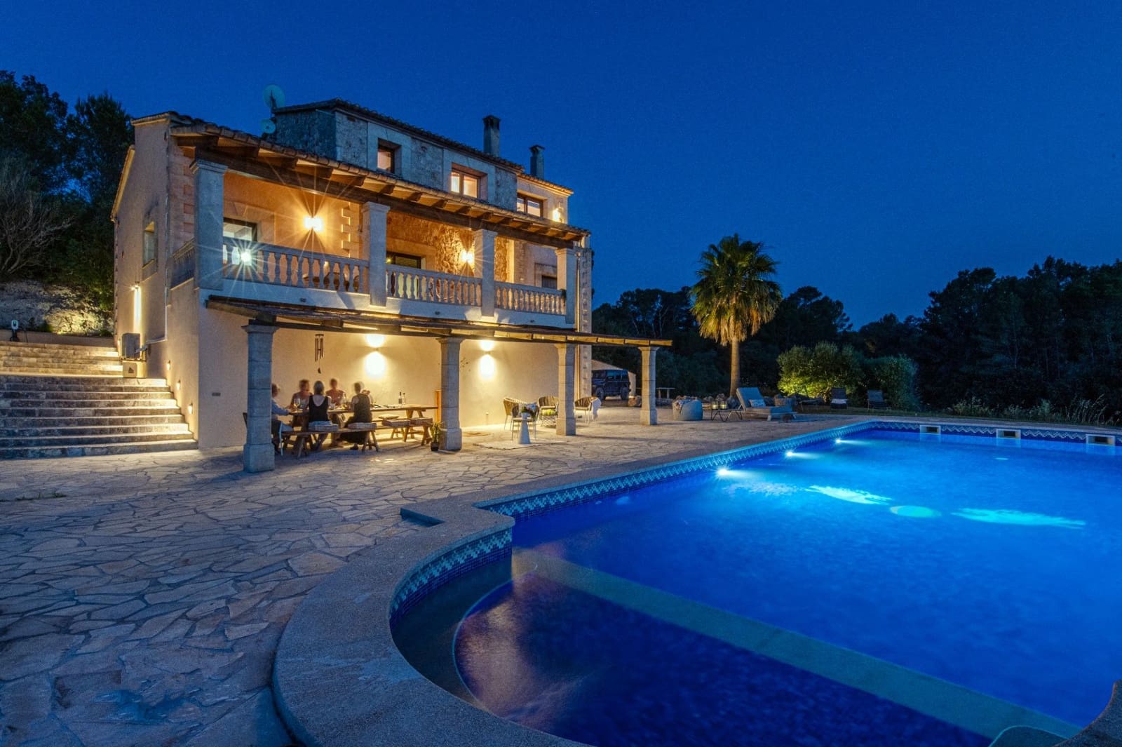5 soveværelse Finca/Landehus til salg i Llubi med swimmingpool - € 3.400.000 (Ref: 9945703)