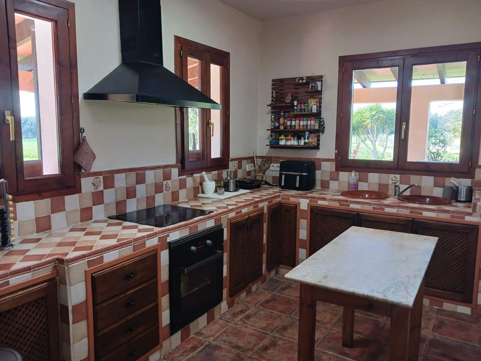 4 sypialnia Finka/Dom wiejski na sprzedaż w Lloseta z basenem garażem - 1 040 000 € (Ref: 9955131)