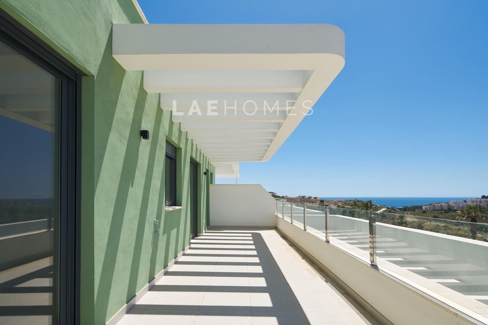 3 sypialnia Apartament na sprzedaż w La Cala de Mijas z basenem garażem - 595 000 € (Ref: 10180864)