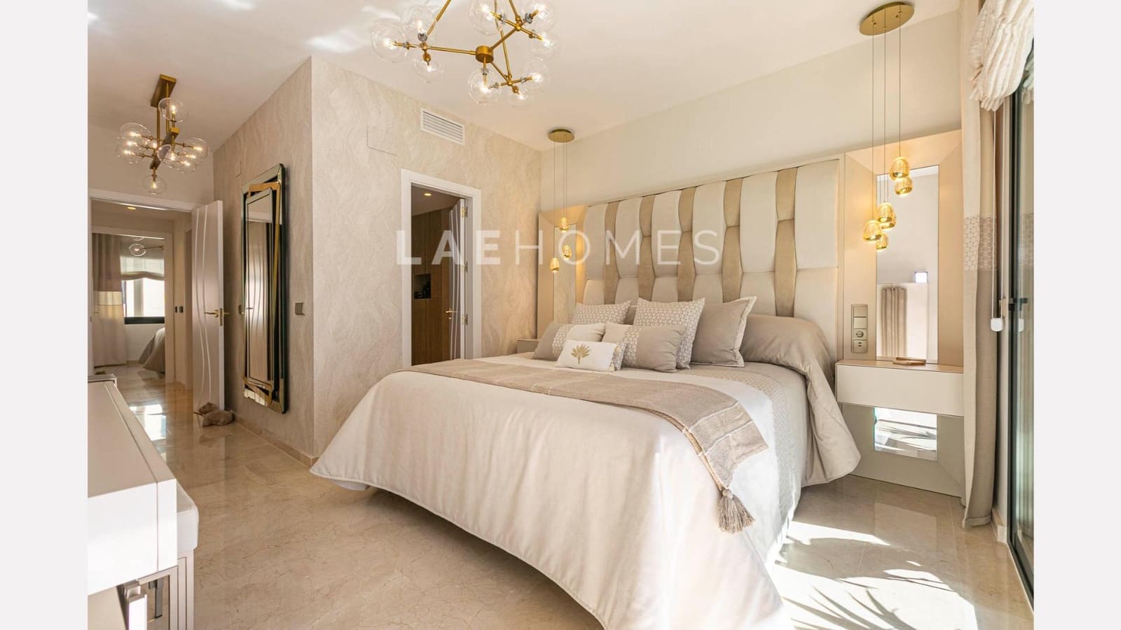 3 bedroom Penthouse for sale in Marbella with garage - € 1,295,000 (Ref: 10180873)