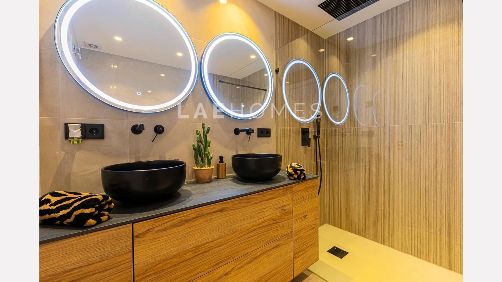 3 bedroom Penthouse for sale in Marbella with garage - € 1,295,000 (Ref: 10180873)