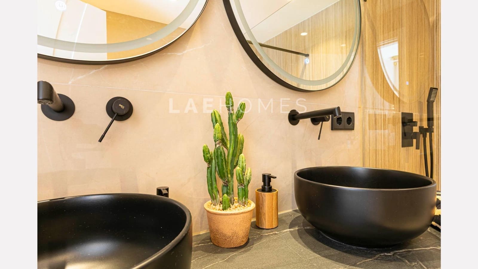3 bedroom Penthouse for sale in Marbella with garage - € 1,295,000 (Ref: 10180873)