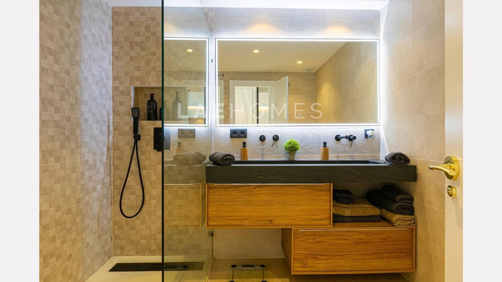 3 bedroom Penthouse for sale in Marbella with garage - € 1,295,000 (Ref: 10180873)