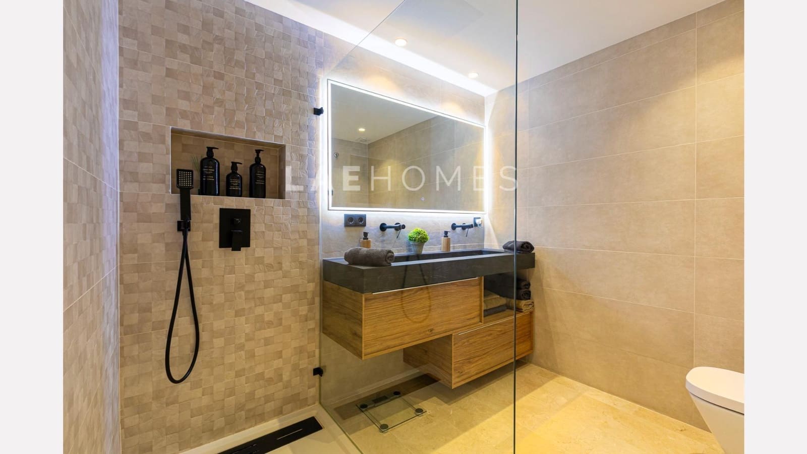 3 bedroom Penthouse for sale in Marbella with garage - € 1,295,000 (Ref: 10180873)