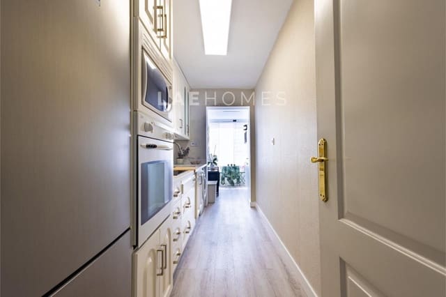 Ático de 2 habitaciones en Marbella en venta con garaje - 595.000 € (Ref: 10180875)