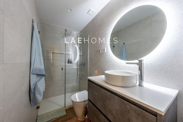 2 bedroom Apartment for sale in Marbella - € 630,000 (Ref: 10180876)