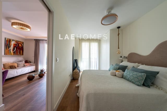 2 bedroom Apartment for sale in Marbella - € 630,000 (Ref: 10180876)