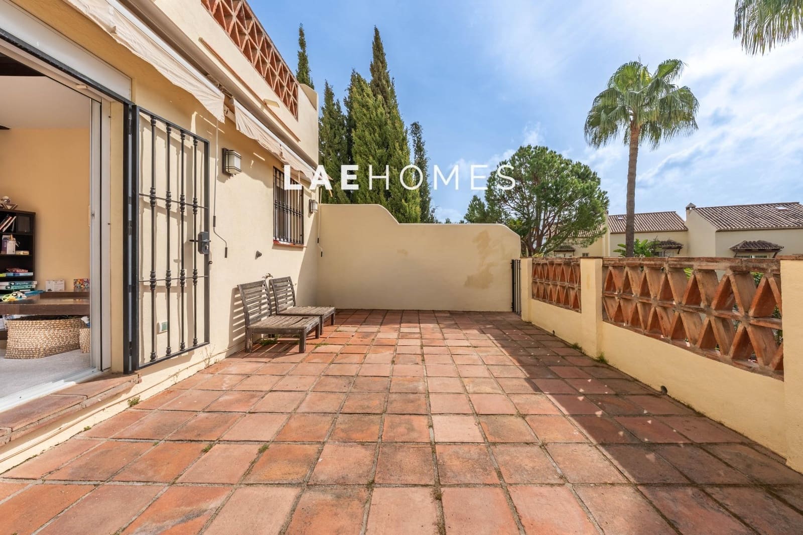 2 makuuhuone Huoneisto myytävänä paikassa Nueva Andalucia mukana uima-altaan - 399 000 € (Ref: 10180878)