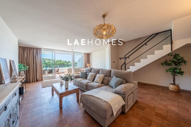 3 bedroom Terraced Villa for sale in Nueva Torrequebrada, Benalmádena with pool garage - € 985,000 (Ref: 10180885)