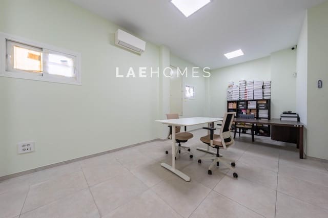 Gewerbe zu verkaufen in Playa Bajadilla - Puertos, Marbella - 460.000 € (Ref: 10180886)