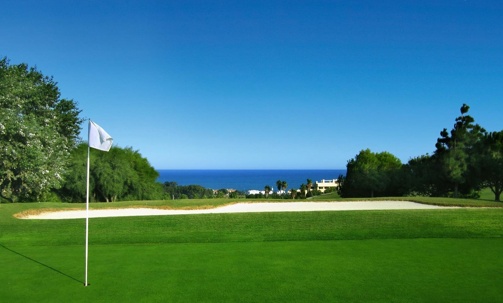 3 soverom Penthouse til salgs i Bahia de Casares med svømmebasseng garasje - € 535 000 (Ref: 10185168)